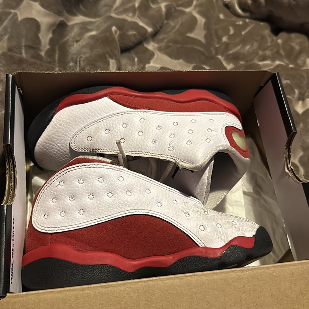Jordan 13 Retro Low size 9c - Picture 3 of 3